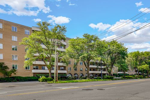 apt-213-6400 N Cicero Ave, Lincolnwood, IL, 60712-3446 | Card Image