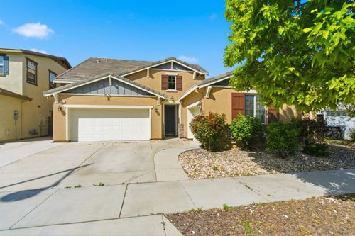 18311 Tioga Dr, Lathrop, CA, 95330-8290 | Card Image
