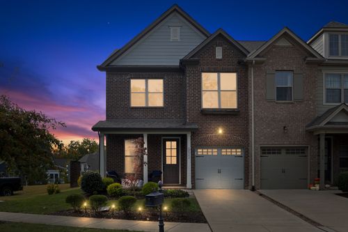 2564 Wellesley Square Dr, Thompsons Station, TN, 37179-2928 | Card Image