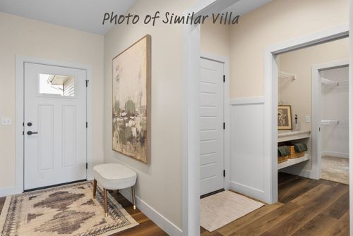 604 N 15th St, Le Claire, IA, 52753-9740 | Card Image