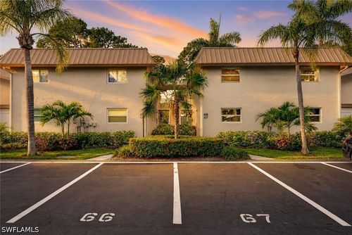 68-1549 Sandpiper St, NAPLES, FL, 34102-1584 | Card Image
