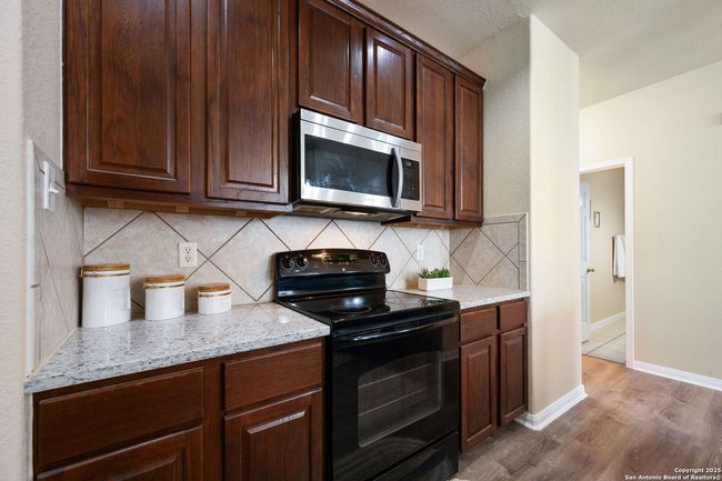 1905 Walter Raleigh, House other with 4 bedrooms, 2 bathrooms and null parking in Windcrest TX | Image 14