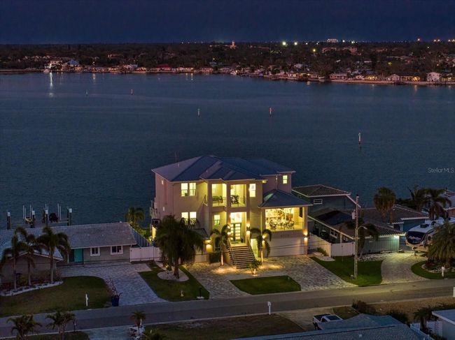 6976 S Shore Dr S, House other with 4 bedrooms, 4 bathrooms and null parking in SOUTH PASADENA FL | Image 86