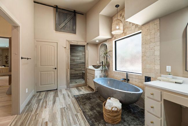 616 Comanche Dr, House other with 3 bedrooms, 2 bathrooms and null parking in Lubbock TX | Image 24