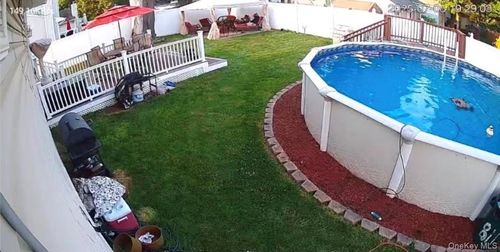 811 County Line Rd, Amityville, NY, 11701-1744 | Card Image