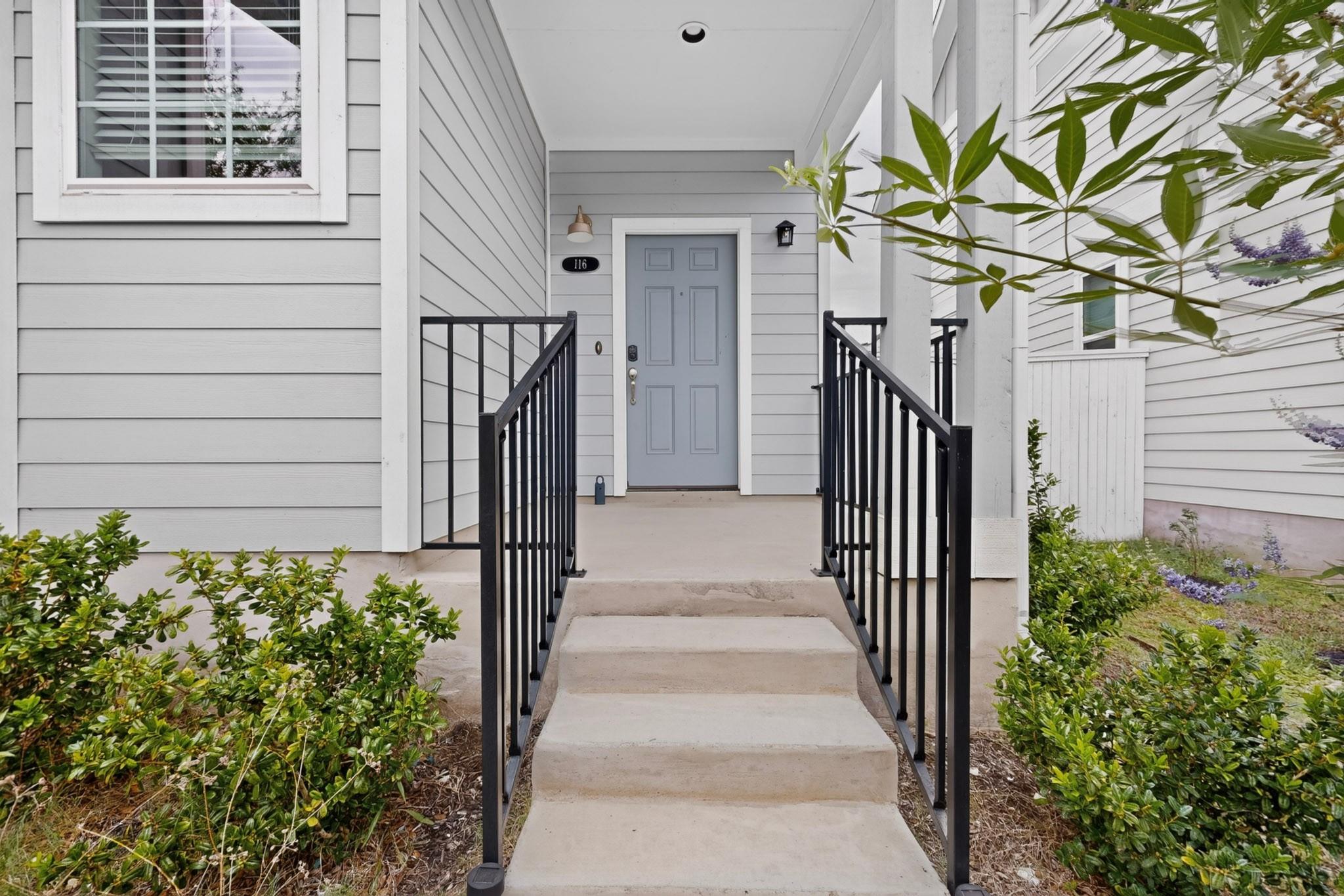 Residential Lease in Elgin 4
