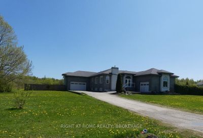 456 Champagne Rd, House other with 3 bedrooms, 3 bathrooms and 9 parking in Sturgeon Falls ON | Image 2