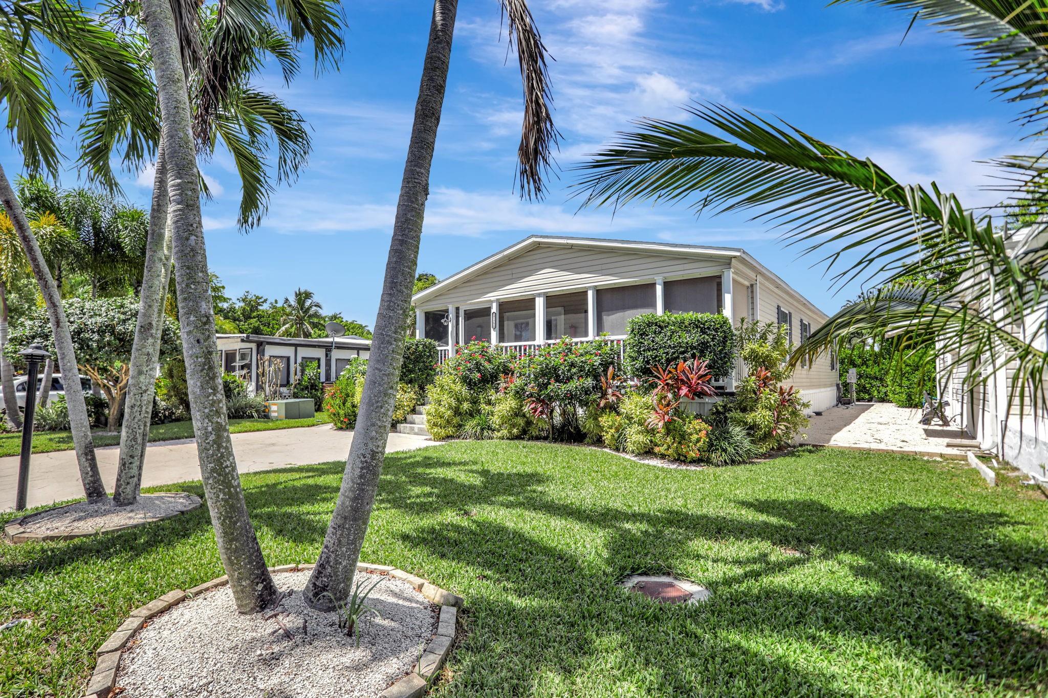 4th Ter, Deerfield Beach, FL 33064