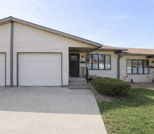 517 Central Ave, Long Prairie, MN, 56347-1307 | Card Image