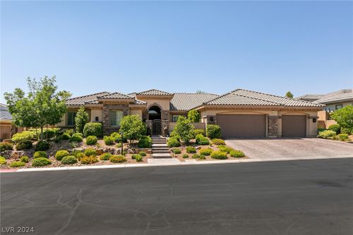 9747 Cathedral Pines Avenue, Las Vegas, NV, 89149 | Card Image