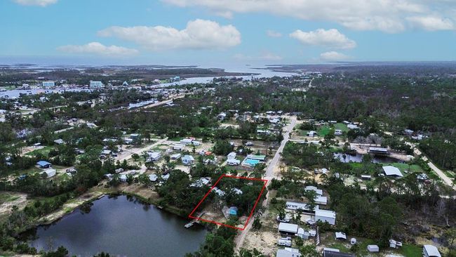 112 8 Th St E, House other with 4 bedrooms, 3 bathrooms and 1 parking in STEINHATCHEE FL | Image 43