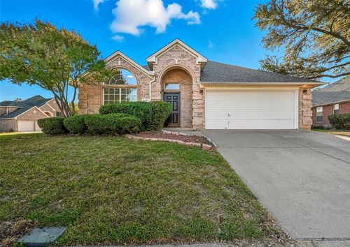 6101 Sea Island Trl, Arlington, TX, 76001-5697 | Card Image