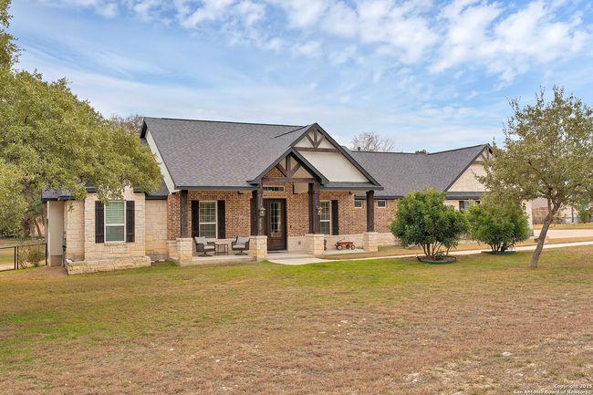 1033 Mystic Shores Blvd, House other with 5 bedrooms, 4 bathrooms and null parking in Spring Branch TX | Image 7