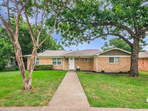 2536 Earlcove Dr, Dallas, TX, 75227-7817 | Card Image