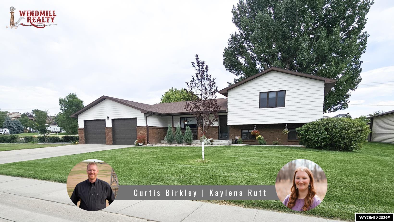 J St, Torrington, WY 82240