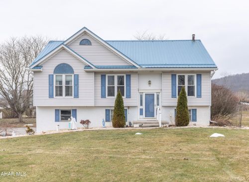 12 S Park Ln, Duncansville, PA, 16635-5102 | Card Image