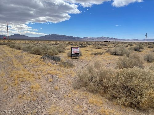 3534 S Bronco Way, Crystal, NV, 89060-3451 | Card Image