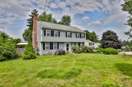 4 Spindlewick Drive, Nashua, NH, 03062 | Card Image