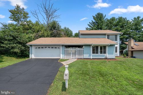 13 Wrightwood Pl, STERLING, VA, 20164-1131 | Card Image