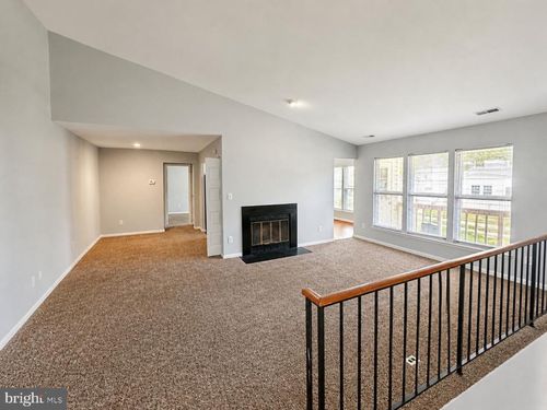 136-19916 Appledowre Cir, GERMANTOWN, MD, 20876-5517 | Card Image