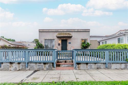 1025 W 12th St, San Pedro, CA, 90731-3903 | Card Image