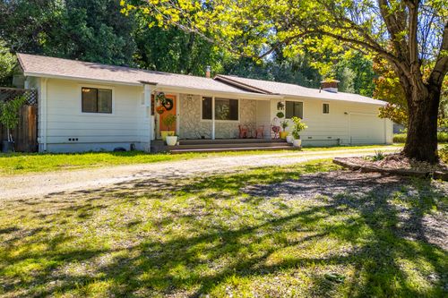 7265 Dilley Lane, Redding, CA, 96002 | Card Image