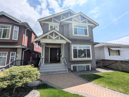 6466 Commercial St, Vancouver, BC, V5P3P3 | Card Image