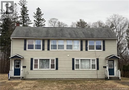 47 Elm Pk, St. Stephen, NB, E3L2W7 | Card Image