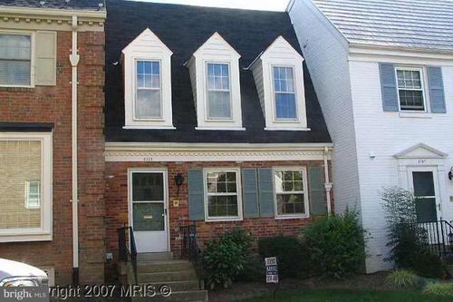 6735 Towne Lane Rd, MCLEAN, VA, 22101-2933 | Card Image