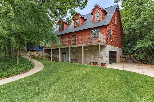 828 S Maurice Ave, Denison, TX, 75020-5257 | Card Image