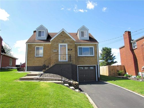 218 Brinton St, Monroeville, PA, 15146-4026 | Card Image