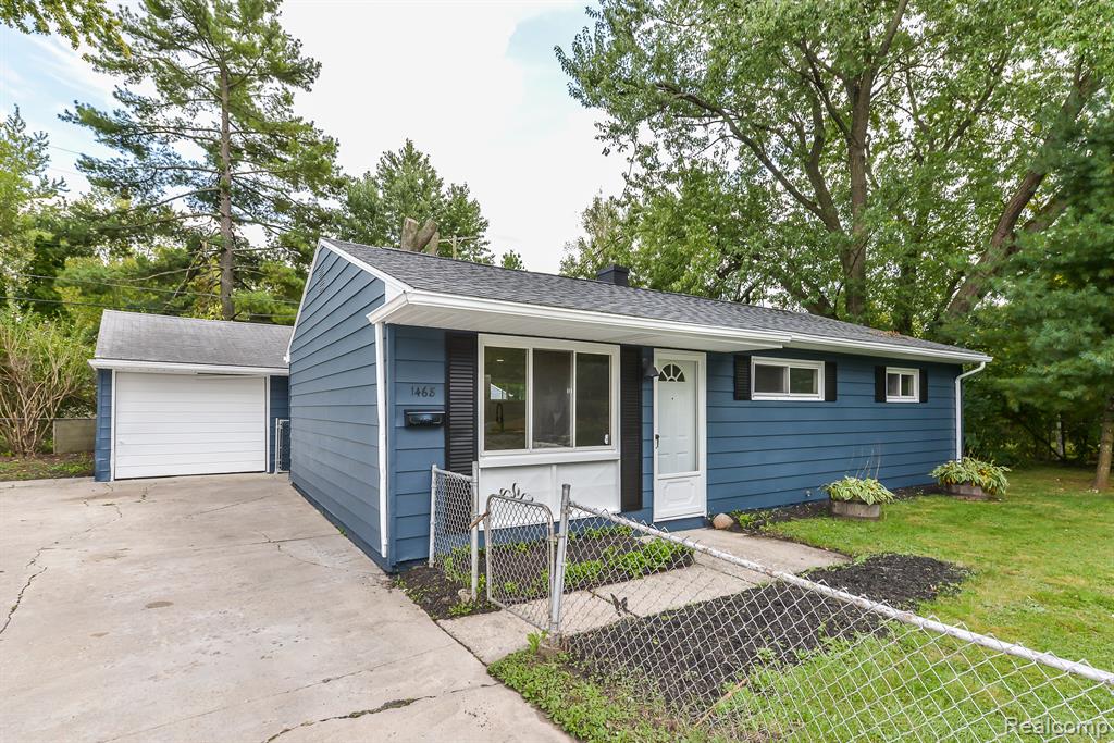 Gail Ct, Ypsilanti, MI 48198 #1