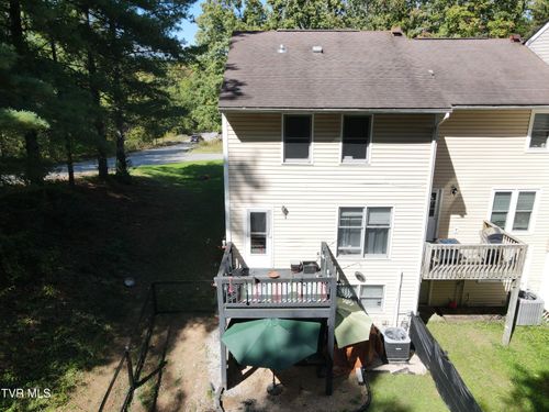 48 Laurel Rdg, Big Stone Gap, VA, 24219-2755 | Card Image