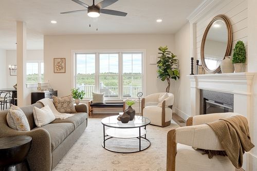 20-20 Metacomet Rd, West Bridgewater, MA, 02379-1915 | Card Image