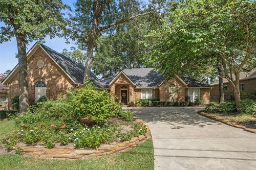 17 Westchester Dr, Conroe, TX, 77304-1144 | Card Image