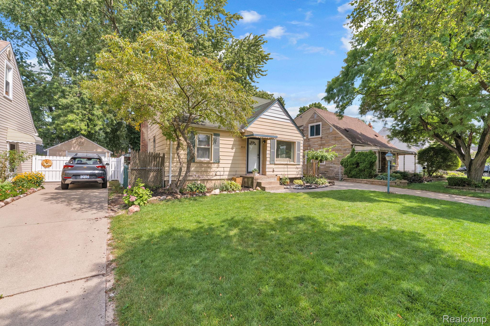 Residential in Dearborn 4