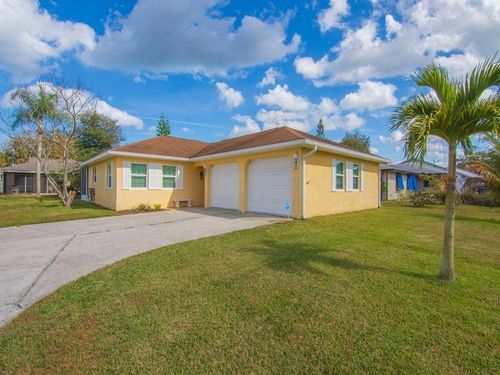 23 Sunset Dr, Sebastian, FL, 32958-3514 | Card Image