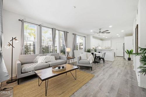 2-102-1740 Tanager St, Ventura, CA, 93003 | Card Image