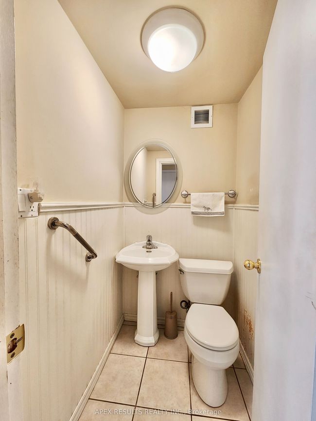 204 - 38 Charlton Ave W, Condo with 2 bedrooms, 2 bathrooms and null parking in Hamilton ON | Image 23
