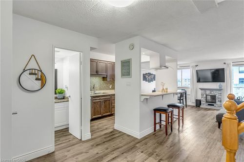 226-42 Tannery St E, Cambridge, ON, N3C2B9 | Card Image