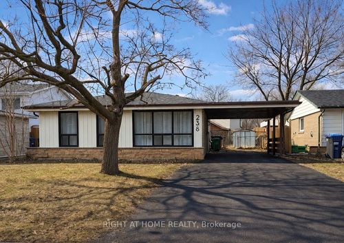 238 Bartley Bull Pky, Brampton, ON, L6W2L1 | Card Image