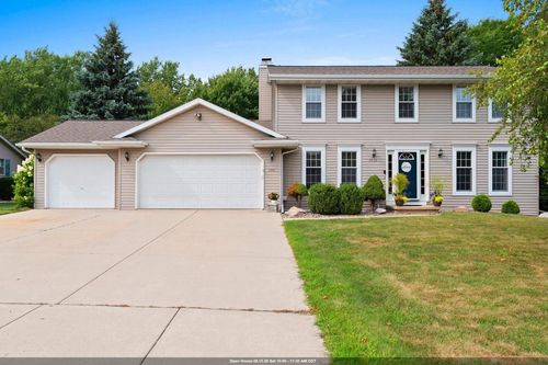 2906 Sunray Lane, Howard, WI, 54313 | Card Image