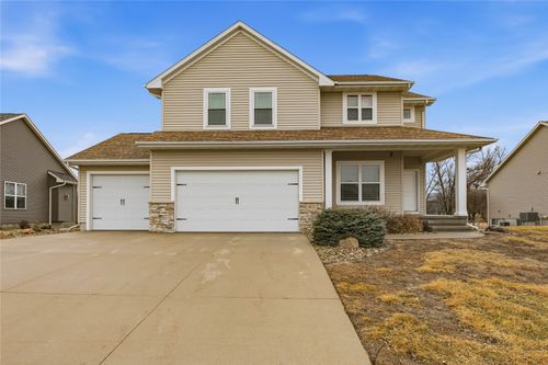 4821 Hay Field Ct Sw, Cedar Rapids, IA, 52404-7397 | Card Image