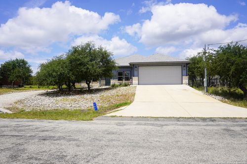 381 Monarch, Canyon Lake, TX, 78133-2151 | Card Image