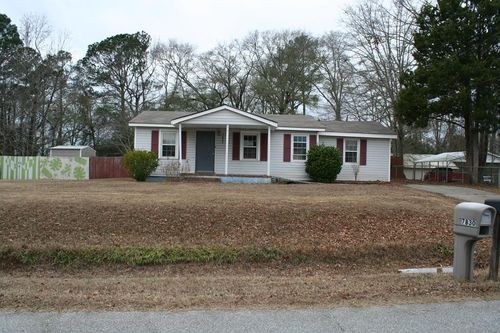 7833 Crescent Dr, Columbus, GA, 31909-1617 | Card Image