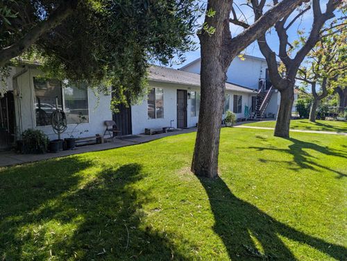 1210 Sanger Ave, Sanger, CA, 93657-3100 | Card Image