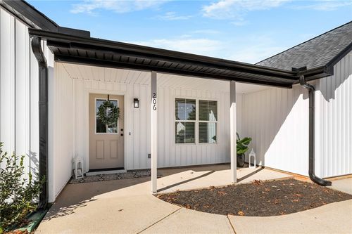 206 Dexter Bend Ct, Fountain Inn, SC, 29644-3530 | Card Image