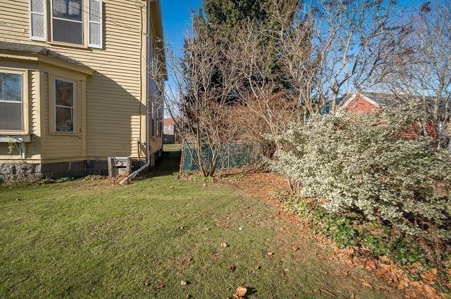 R - 20 Cross St, House other with 4 bedrooms, 2 bathrooms and 5 parking in Beverly MA | Image 32