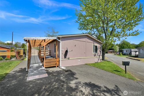 38a-2400 Donovan Ave, Bellingham, WA, 98225-7653 | Card Image