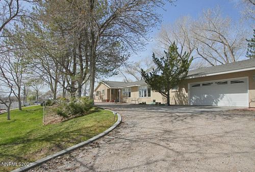 1410 Cedar Dr, Fallon, NV, 89406-8860 | Card Image